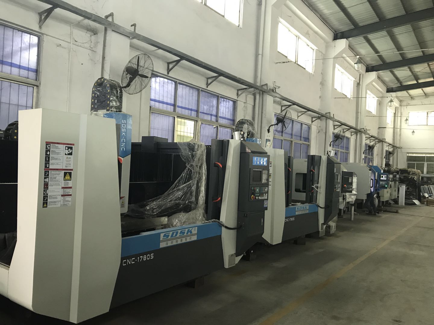 CNC加工中心、雕銑機(jī)和精雕機(jī)三者的區(qū)別有那些